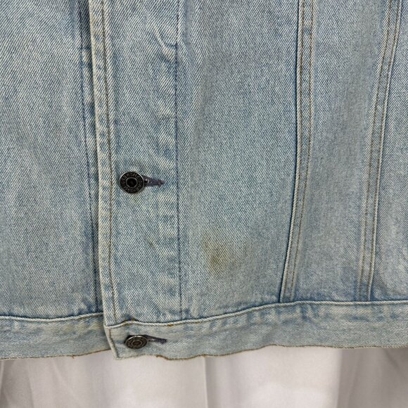 Vintage Gap Denim Jacket Light Wash Size XL Classic Style Womens Outerwear - Picture 6 of 9